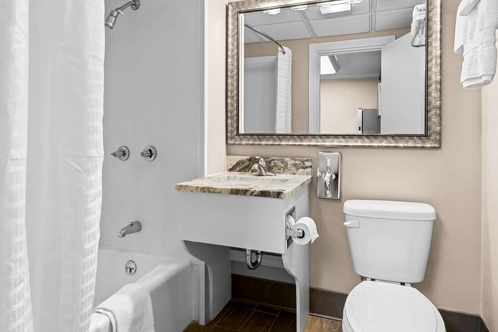 Best Western Forest Inn Franklin Room photo